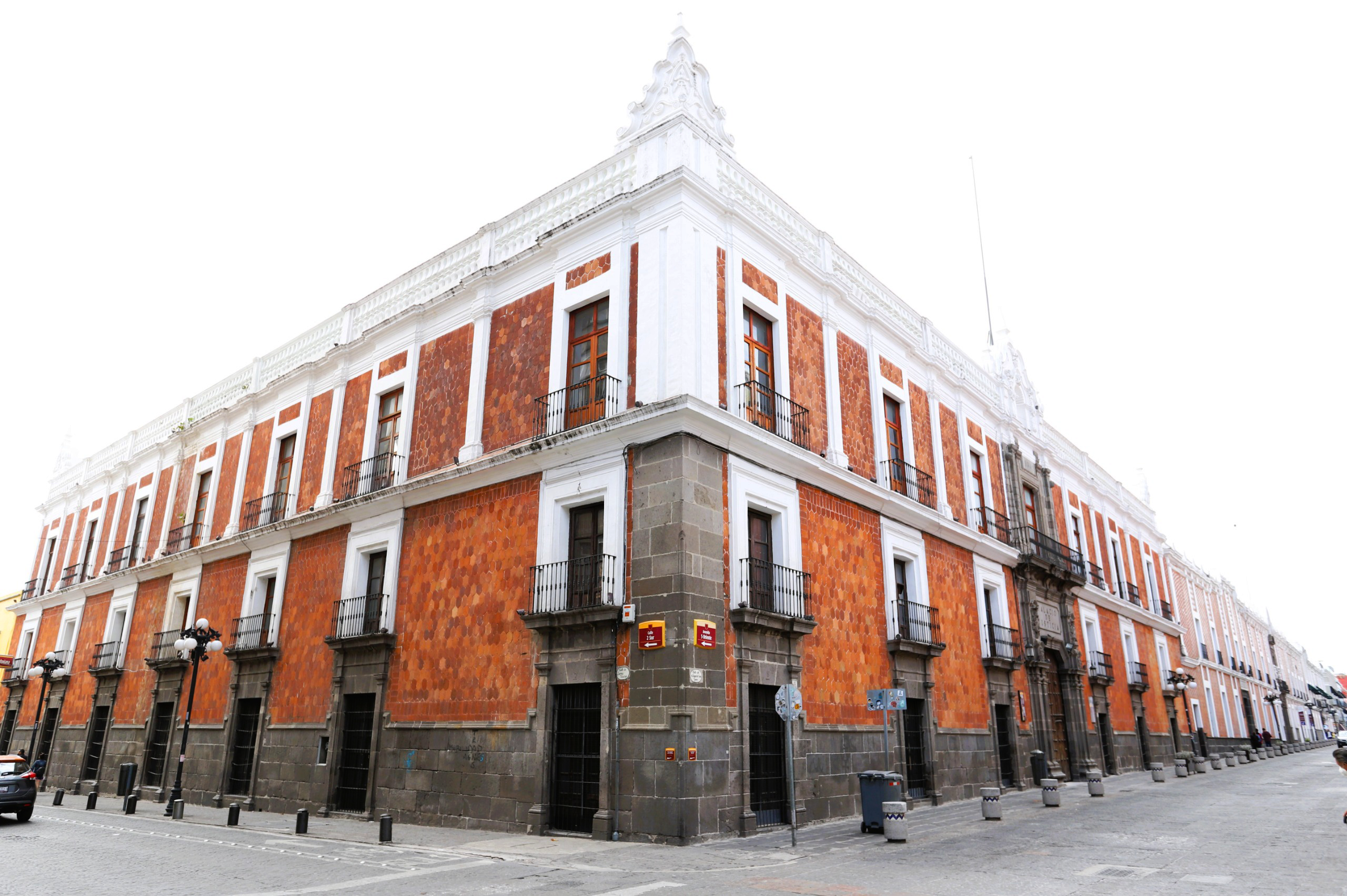 Edificio Escuela Estatal de Formación Judicial